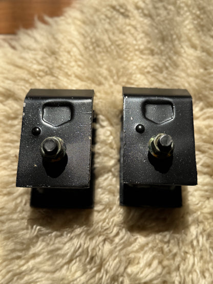 Mitsubishi Pajero Mini Engine Rubber Mounts Pair